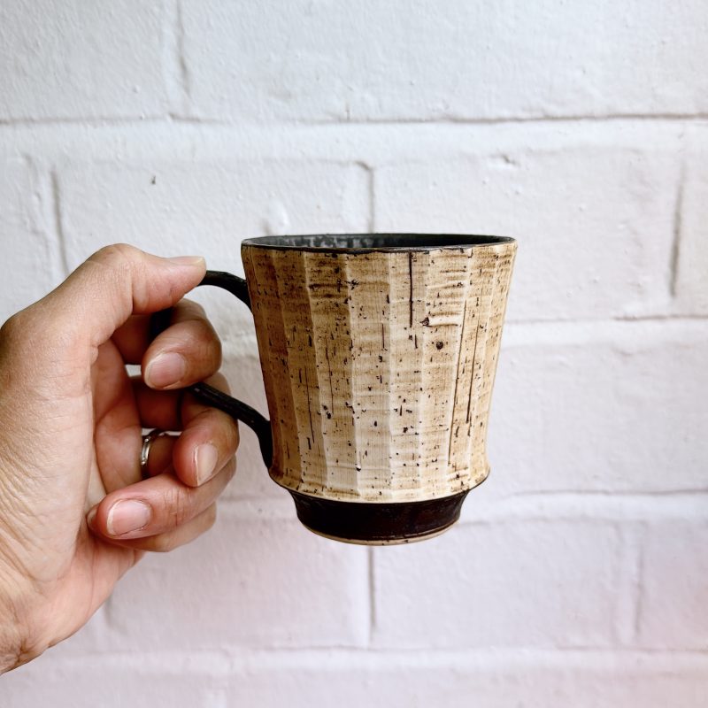 Mug (Sabi-moku Open mouth with dark base) - Image 2