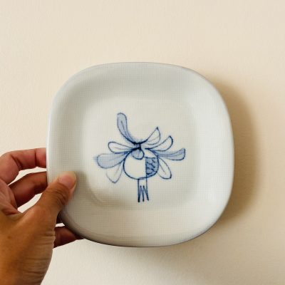 Rounded square plate (pomegranate small)